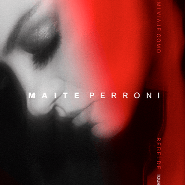 Maite Perroni publica su primer libro